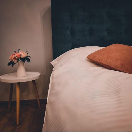 Home Central Apartment Брашов Екстер'єр фото