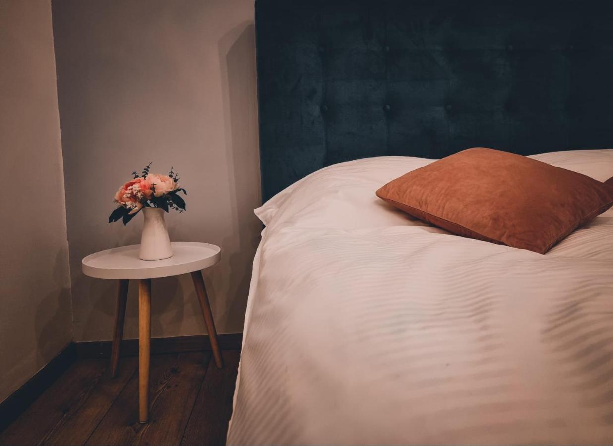 Home Central Apartment Брашов Екстер'єр фото